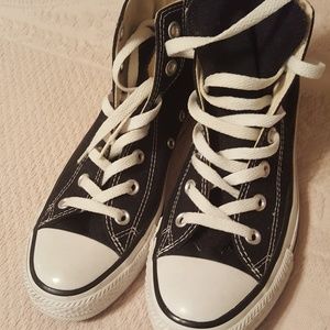 Black Hi-top Converse